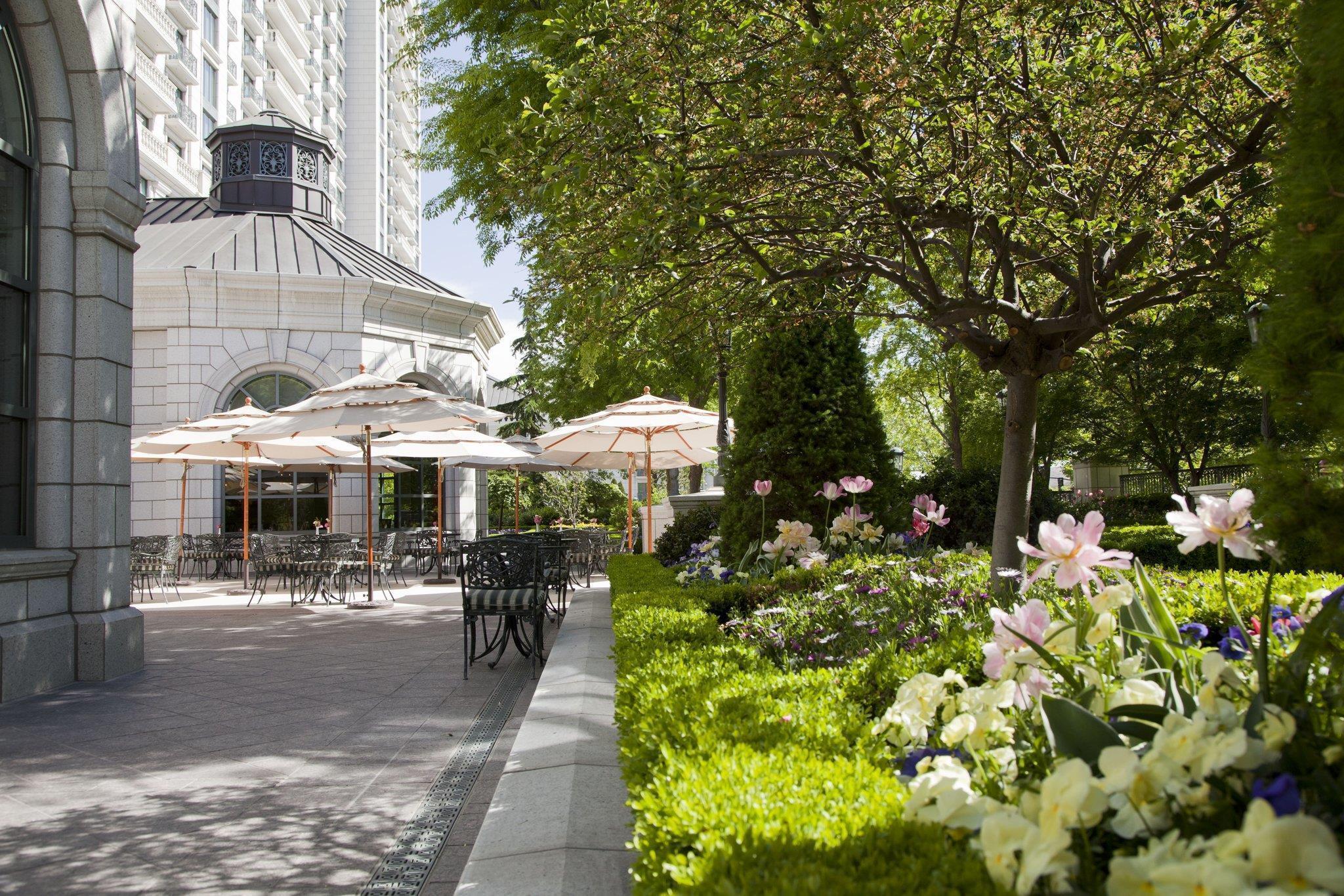 Grand America 5*